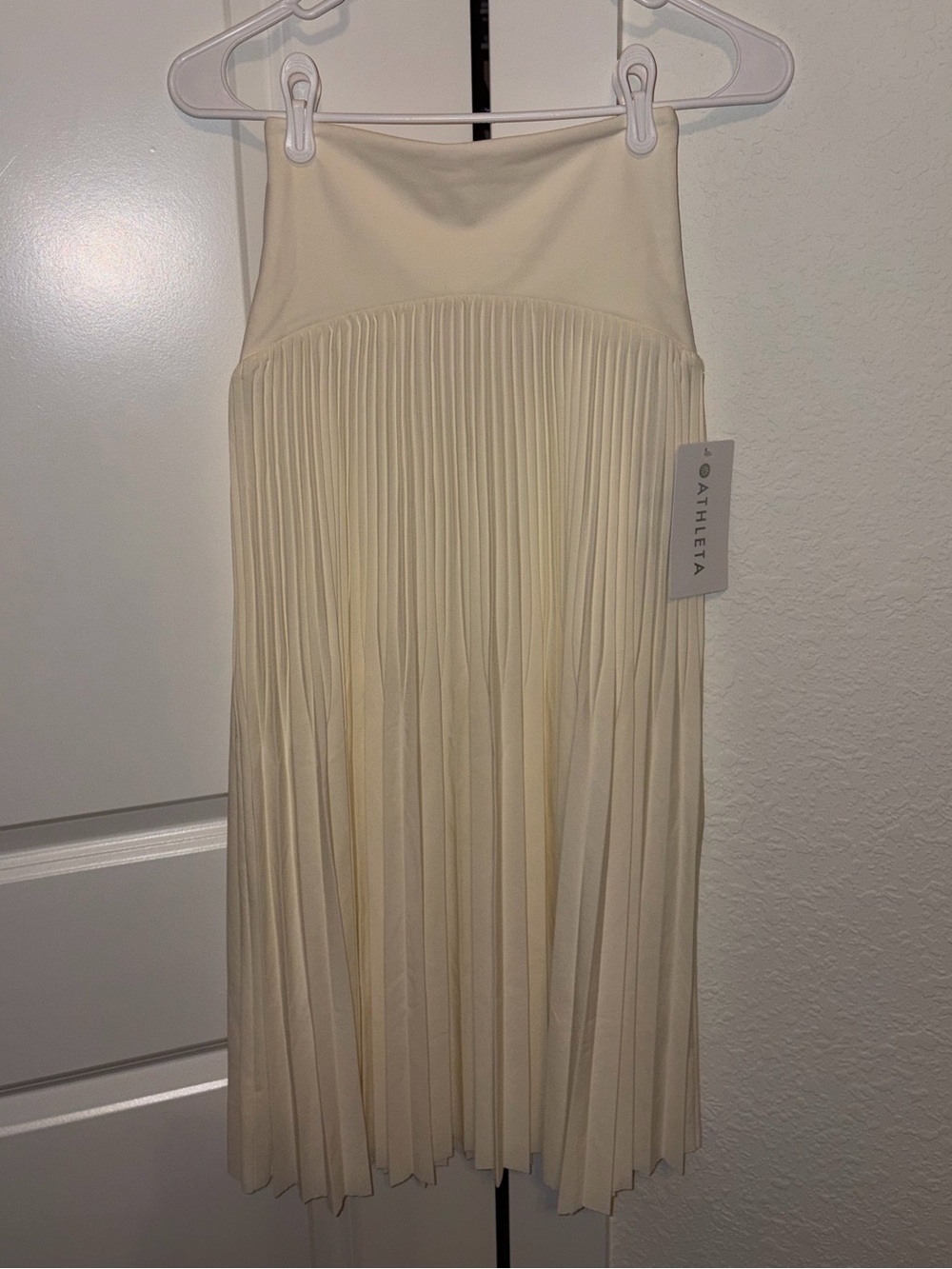 Athleta Featherweight Plissé Midi Skirt